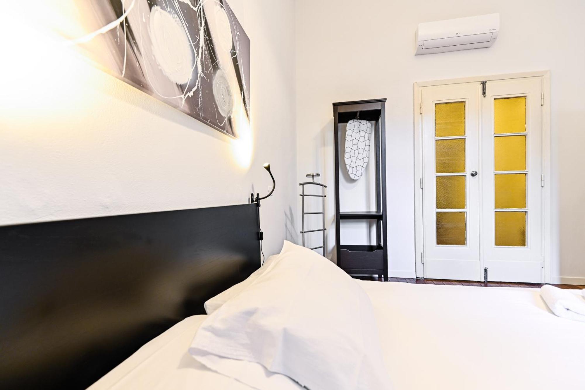טורינו Top Living Apartments - Porta Susa מראה חיצוני תמונה