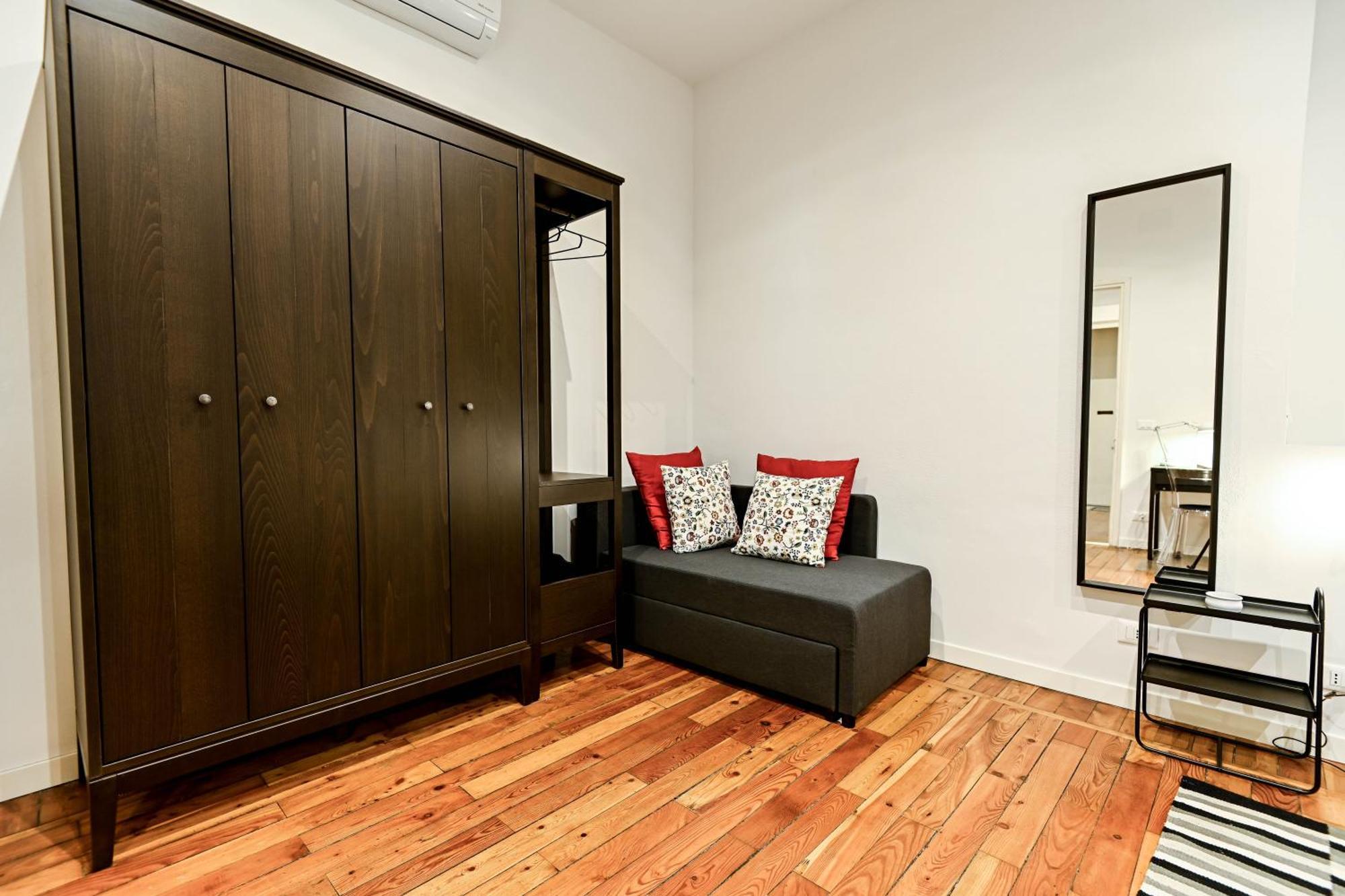 טורינו Top Living Apartments - Porta Susa מראה חיצוני תמונה